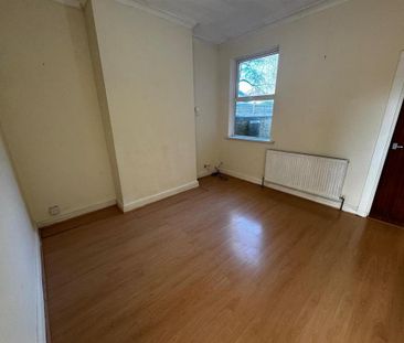 2 bedroom house to rent - Photo 1