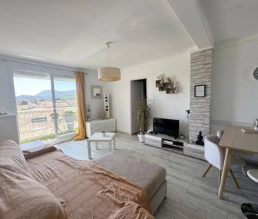 La Seyne F3 3e étage loué meublé - Photo 5