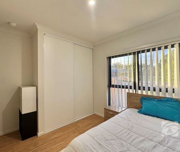 FULLY FURNISHED STUDIO – RENT INCLUDES UTILITIES & INTERNET - Photo 3
