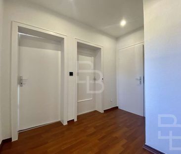 Gemütliche Dachgeschosswohnung in zentraler Lage von Ensen! - Photo 1