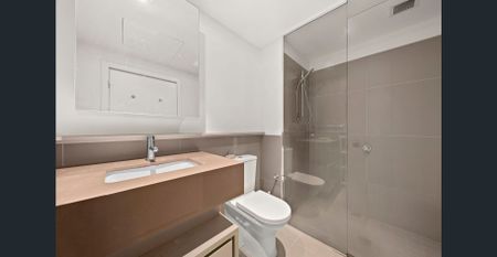 Luxury apartment with excellent bay view in highly desirable location! - Photo 4