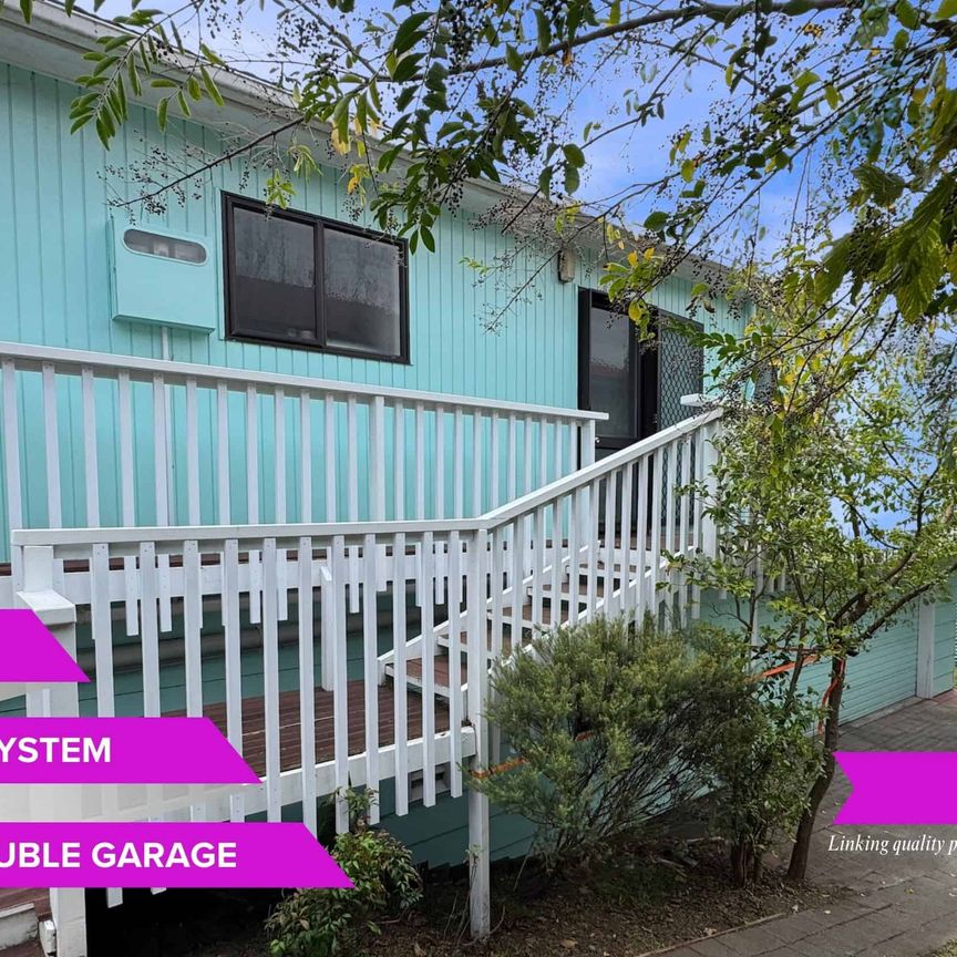 City Centre - 3 Bedrooms - Photo 2