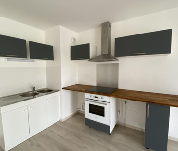 APPARTEMENT TYPE 2 AVEC BALCON + PLACE DE PARKING - Photo 1