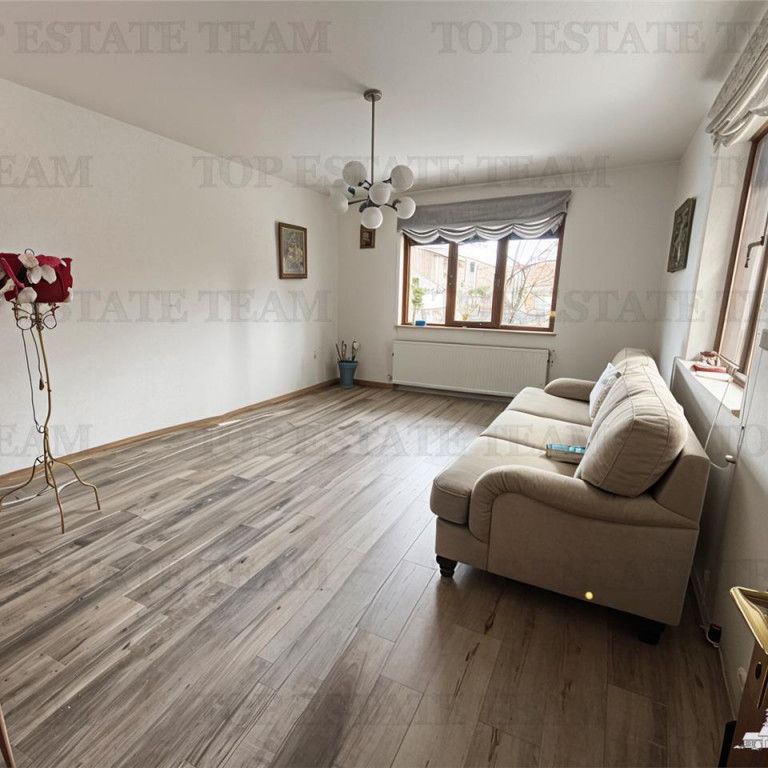 Casa moderna cu 3 camere si parcare Stupini - Photo 1