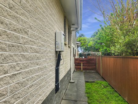 Waterloo Living - Photo 5