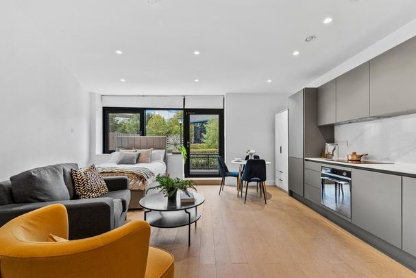 Studio to rent - Photo 1