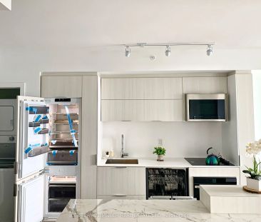 370 Martha Street #806 - Photo 6