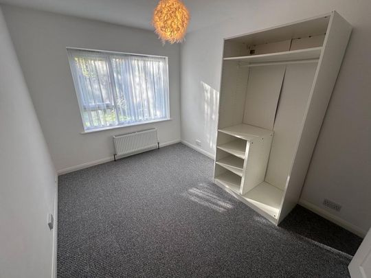 2 bedroom ground floor flat to rent - Photo 1