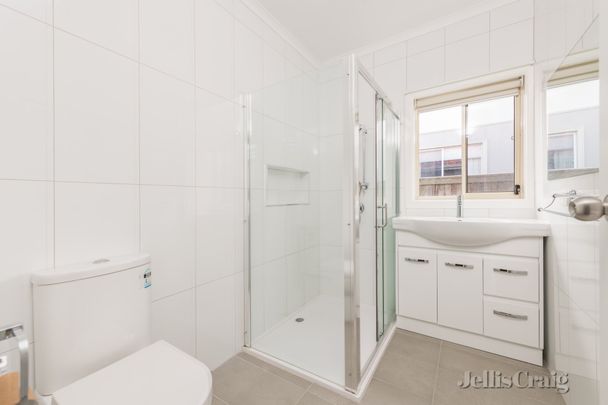 6 Barrys Lane, Coburg - Photo 1