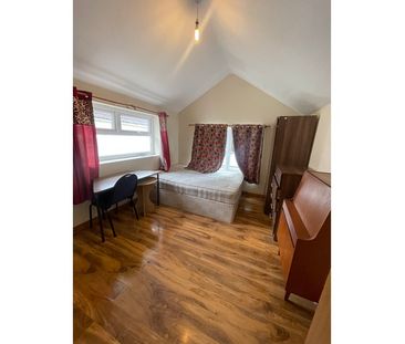 Rooms, Richards StreetCathays, CF24 4DB - Photo 3