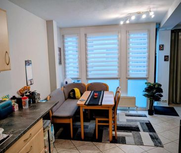 Wohnen mit Flair unter der Burg: Großzügige 77 m² - Photo 2