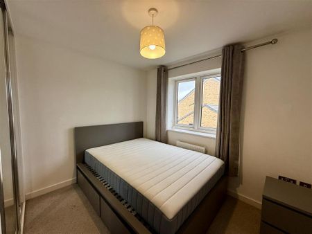 3 bedroom detached house to rent - Photo 4