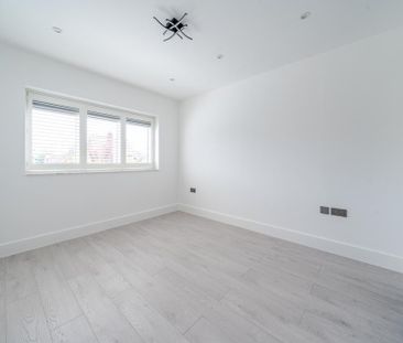 4 bedroom detached house to rent - Photo 5