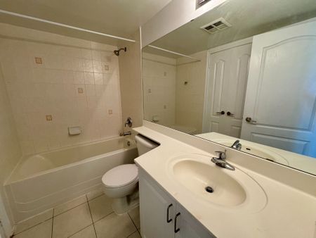 For Lease - 60 Brian Harrison Way Unit# 2505, Toronto, Ontario - Photo 4