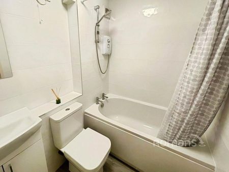 Studio to rent - Photo 5