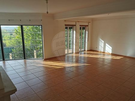 Moradia T3 em Leiria - Photo 2