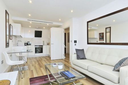Modern 1 bedroom apartment to rent in Aldgate, E1 - Photo 2