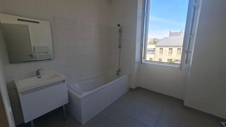Location Appartement 3 pièces 71m² POITIERS 86000 - Photo 3