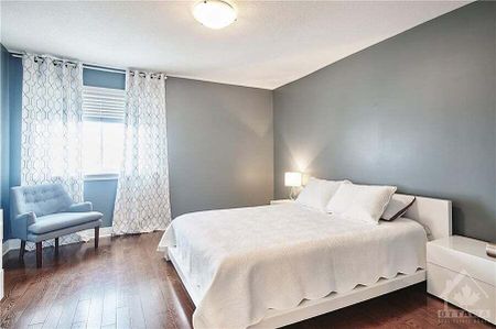 168 Whitestone Drive - Photo 4