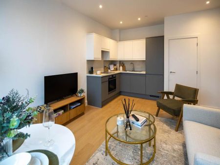 2 bedroom flat to rent - Photo 2