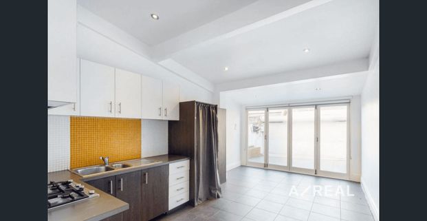 Charming Victorian Terrace in Prime Richmond Location - Photo 1