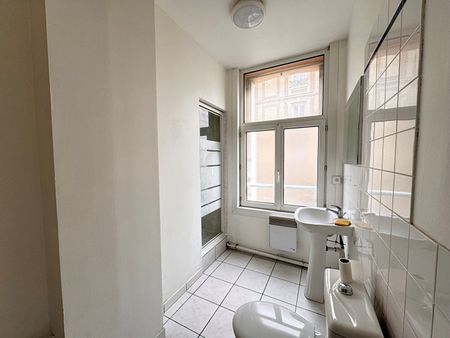 Location Appartement 3 pièces 60m² - Photo 3