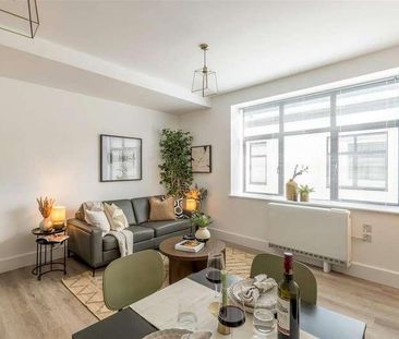 Gemini, Old Shoreham Road, Hove, BN3 - Photo 2