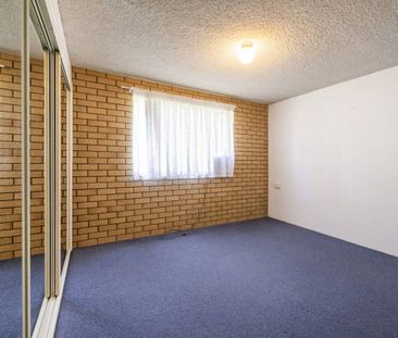 CITY CENTRE GROUND FLOOR UNIT - Photo 2