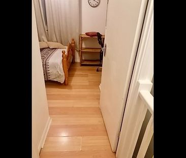 Room in a Shared Flat, Mantlet Close, SW16 - Photo 4