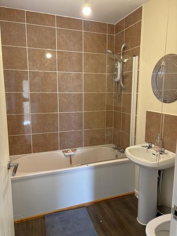 2 Railway View, Lisburn, BT27 4QB - Photo 5