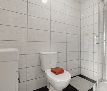 1 bedroom in a house share to rent - Photo 5