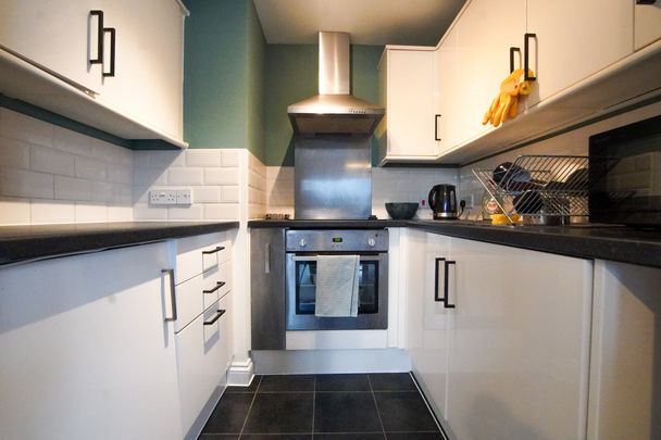 130 North Street, Bedminster, BS3 1HF - Photo 1