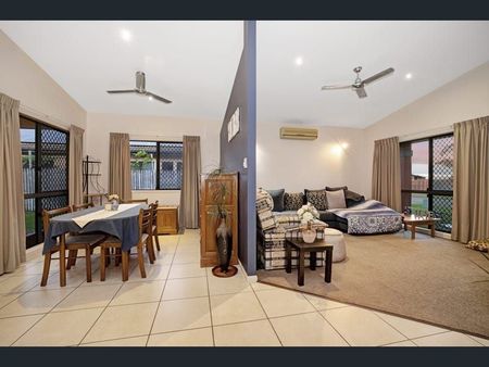 15 Calliandra Court, Mount Louisa - Photo 5