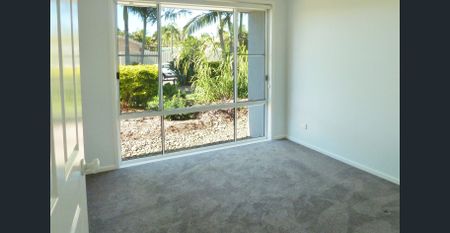 GREAT FAMILY HOME - Photo 4