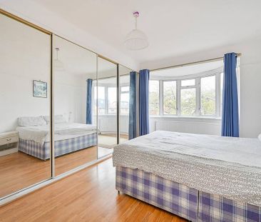 4 bedroom flat to rent - Photo 5