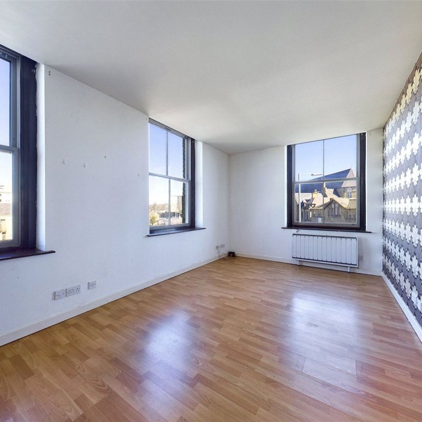 Treadwell Mills, Upper Park Gate, Bradford, West Yorkshire, BD1 - Photo 1