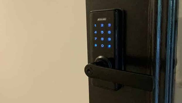 Charming 4BR Townhouse in Aro Valley - Photo 1