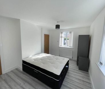 Lockleaze Road, Horfield - Photo 6