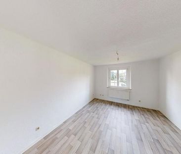 In ruhiger Seitenstraße gelegene 2-Raum-Altbauwohnung - Photo 4