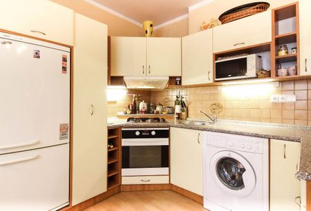 Pronájem bytu 2+kk 48 m² - Fotografie 3