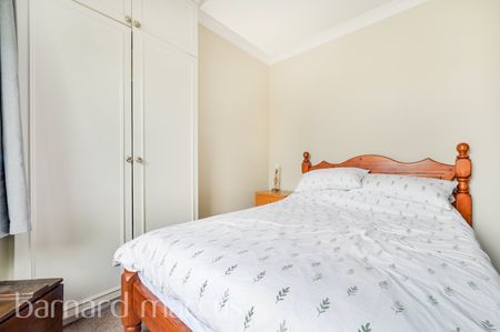 St Georges Road, London - Photo 4