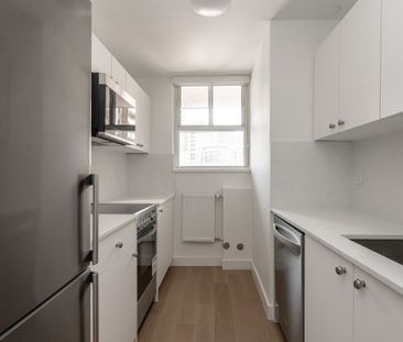 230 Oak Street - Photo 4