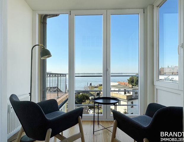 Die Elbe immer im Blick! 4,5 Zi.- Whg. mit gr. Terrasse und 2 Balkonen in Hamburg- Blankenese - Photo 1