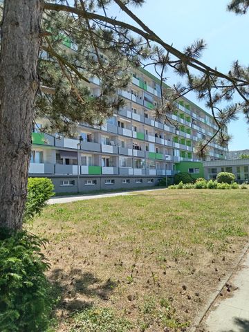 Pronájem bytu 1+kk a garsoniéry 35 m², Brožíkova, Hradec Králové - Photo 5