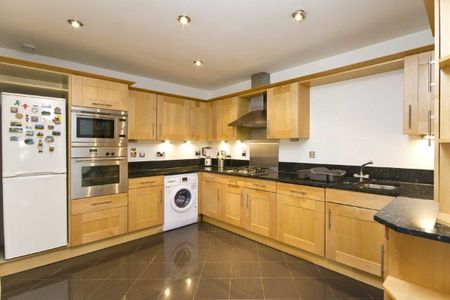 Beckford Close, West Kensington, W14 - Photo 4