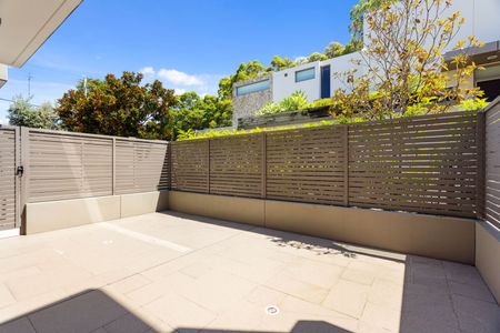Home For Rent - Photo 2