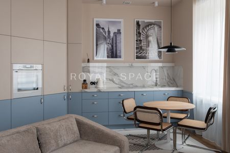 Elegancki Loft w Zabytkowej Kamienicy - Photo 2