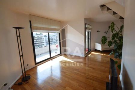 DUPLEX 2P DERNIER ETAGE TERRASSE - Photo 3