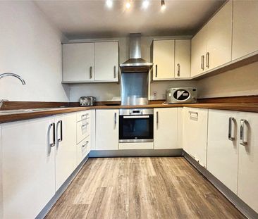 2 bedroom apartment to rent - Photo 6