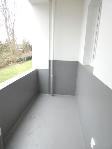 *** Großzügige 3-Zi-Wohnung mit zwei Loggien in Essen-Frohnhausen *** - Photo 3